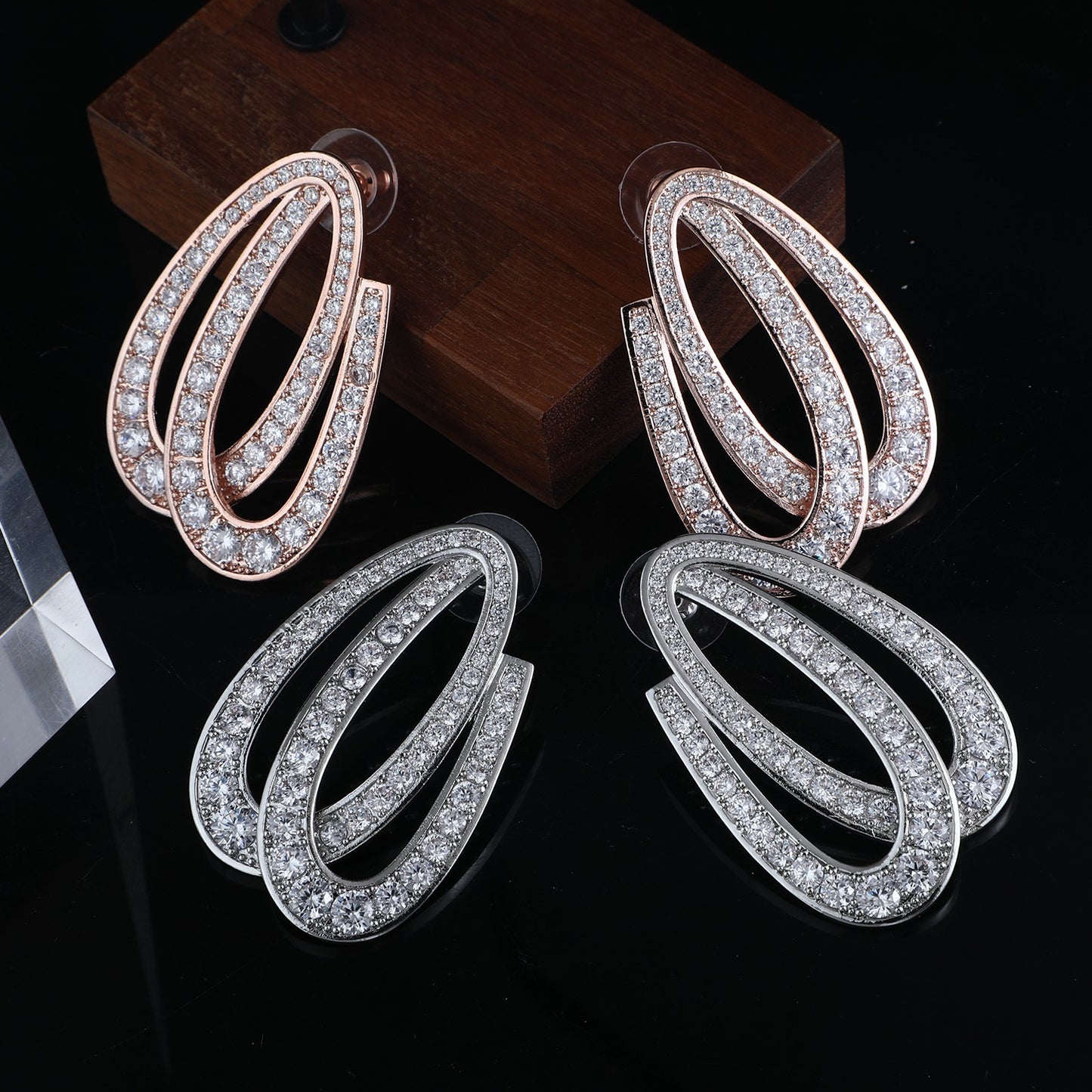 ECLIPSE LOOP EARRINGS