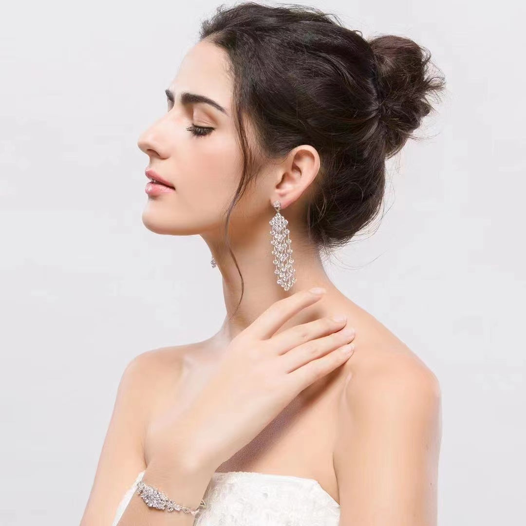 CRYSTAL DANGLER EARRINGS