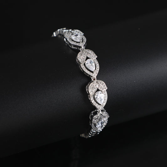 CELESTE LEAF BRACELET